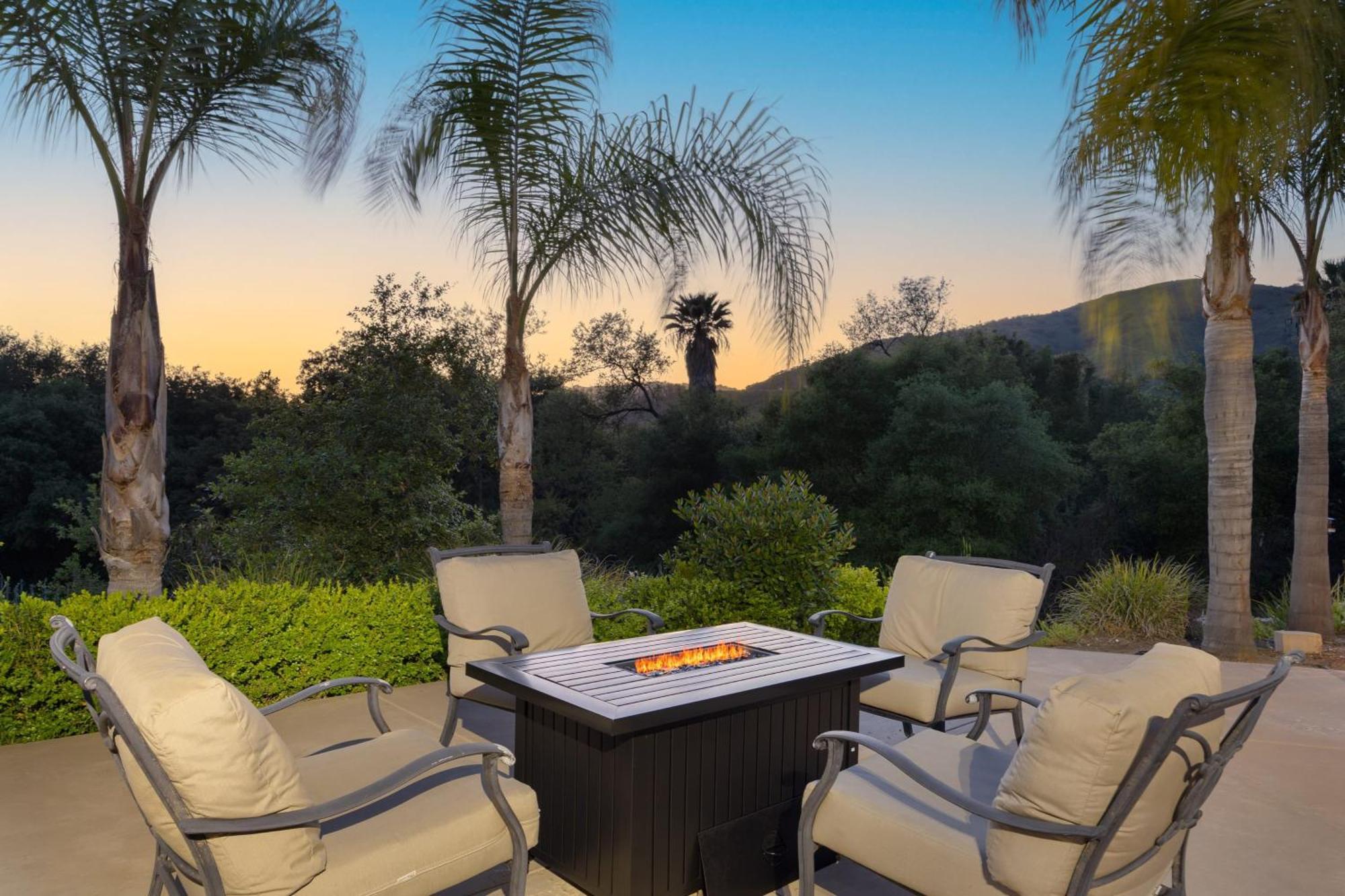 Grapevine By Avantstay Secluded 5Br Villa 4 Acres Of Vineyards Avo Groves 테메큘라 외부 사진