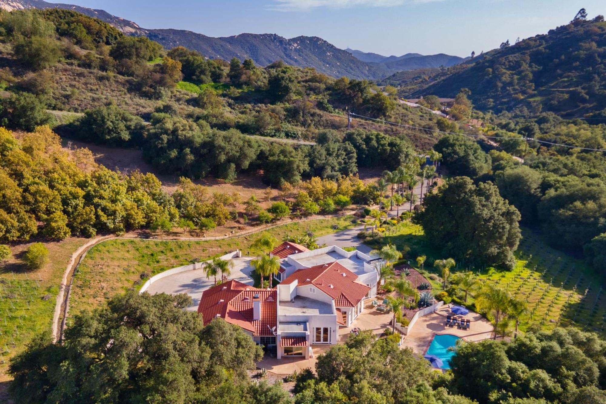 Grapevine By Avantstay Secluded 5Br Villa 4 Acres Of Vineyards Avo Groves 테메큘라 외부 사진
